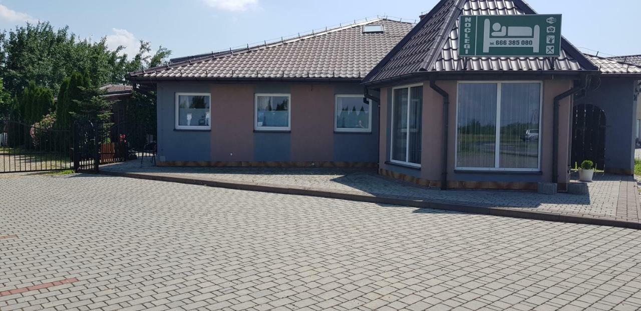 Отель Sebar Gorzyce  Экстерьер фото